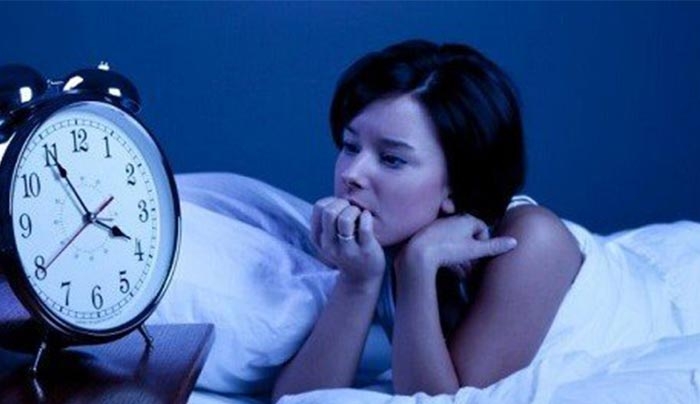 Πράγματα που θα καταλάβεις ΜΟΝΟ αν κοιμάσαι συνέχεια ΠΟΛΥ αργά!