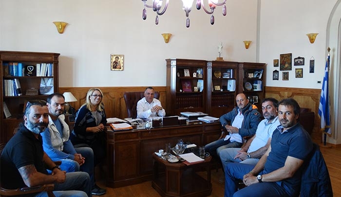 Σε άριστο και εποικοδομητικό κλίμα ειλικρίνειας και συνεργασίας η συνάντηση του Δημάρχου με το νέο Δ.Σ. του Συλλόγου Επιχειρηματιών Εστίασης