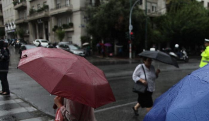 Κακοκαιρία-εξπρές θα πλήξει την Ελλάδα – Ερχονται βροχές και καταιγίδες