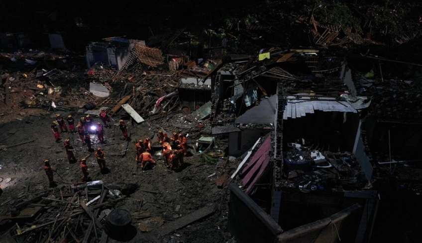 Κίνα: Ο τυφώνας Λέκιμα «σφυροκοπά» τη χώρα - Δεκάδες νεκροί και αγνοούμενοι