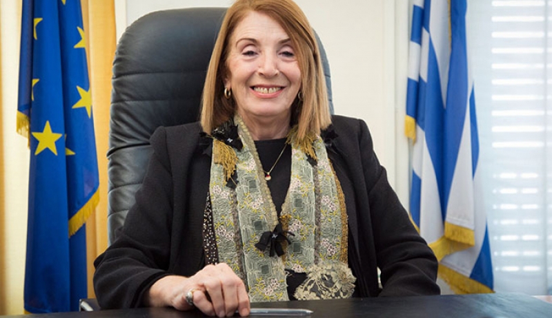 Τασία Χριστοδουλοπούλου: Θλίβομαι που κάποιοι (νησιώτες) επιχειρούν να συνδυάσουν την παρουσία των προσφύγων με το ΦΠΑ