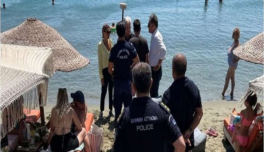 Έφοδος στις παραλίες της Τήνου: Απελευθερώνονται 3.000 τ.μ. αιγιαλού - Στο αυτόφωρο επιχειρηματίας [εικόνες]