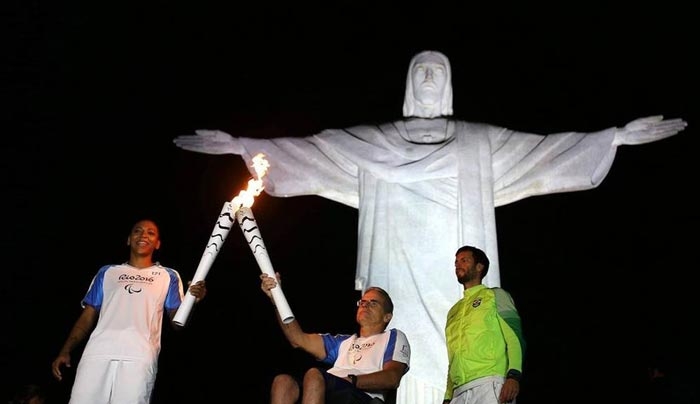 Παραολυμπιακοί 2016: Στο Ρίο έφθασε η Παραολυμπιακή Φλόγα - Δείτε φωτογραφίες και βίντεο