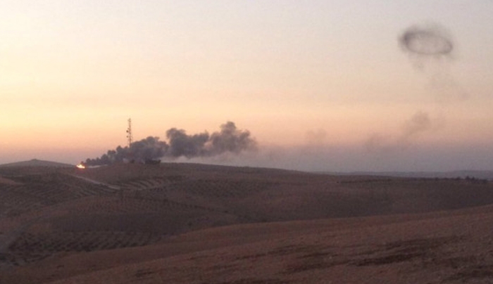 Η στιγμή που οι Κούρδοι τινάζουν στον αέρα τουρκικό άρμα στην Συρία και τυλίγεται στις φλόγες!