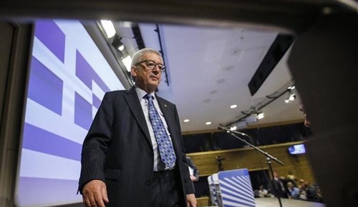 Γιούνκερ: Αν οι Έλληνες πουν όχι θα αδυνατίσει δραματικά η ελληνική διαπραγματευτική θέση