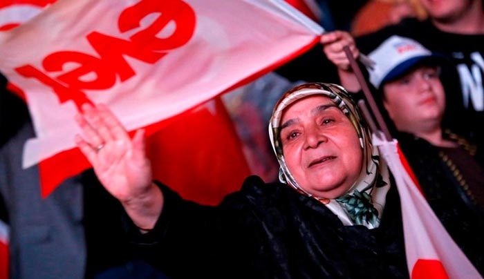 Εκθεση - καταπέλτης για το πως έγινε το τουρκικό δημοψήφισμα