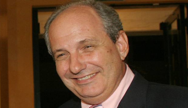 Τέρενς Κουίκ: Η Αλλαγή του εκλογικού νόμου ομολογία ήττας στις εκλογές