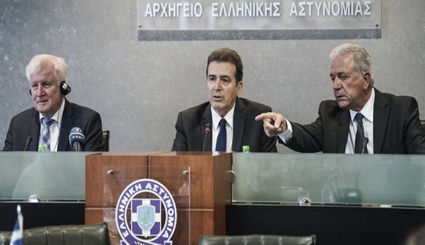 Χρυσοχοΐδης: Η Μόρια θα στοιχειώνει την ΕΕ αν δεν υπάρξουν επαναπροωθήσεις -Τι συμφώνησαν με Αβραμόπουλο-Ζεεχόφερ