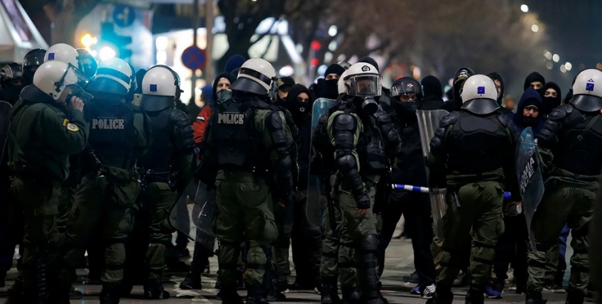 Μεγάλες ανατροπές στην Αστυνομία: Ενισχύονται τα ΜΑΤ, μπαράζ ελέγχων στο κέντρο της Αθήνας – Τέλος η ανομία με το νέο δόγμα