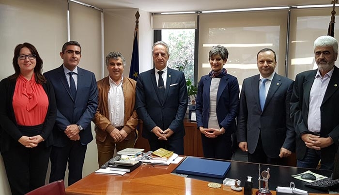 Στο Επιμελητήριο Δωδεκανήσου η πρέσβης της Μεγάλης Βρετανίας.  Συνάντηση Εργασίας με φορείς του τουρισμού.