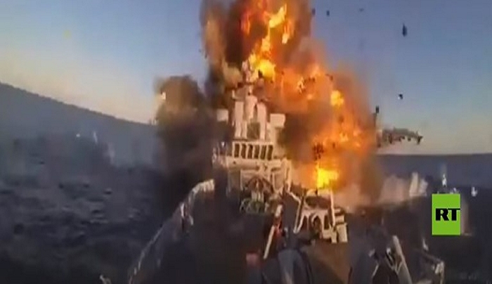 Συγκλονιστικό βίντεο - ντοκουμέντο: Καρέ - καρέ η πυραυλική επίθεση από φίλια πυρά σε ιρανικό πλοίο