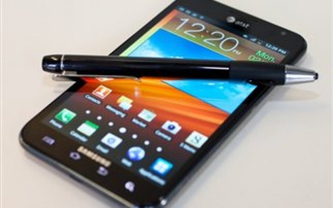 Φήμες για δύο εκδόσεις του Samsung Galaxy Note 4