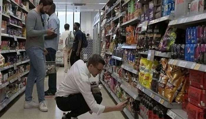 Σούπερ μάρκετ: Το «ράλι» σε καφέ και κακάο έφερε αυξήσεις σε προϊόντα στο ράφι