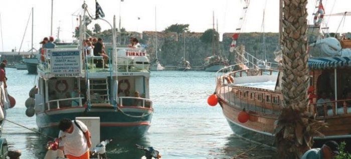 Κως: Εξαρθρώθηκε κύκλωμα Τούρκων πλαστογράφων διακινητών -Είχαν σφραγίδες ακόμη και της ΓΑΔΑ!