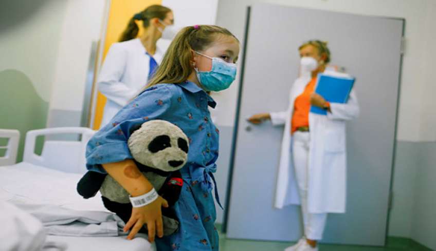 Με 5 αναπνευστικούς ιούς ταυτόχρονα πολλά παιδιά – Ουρές στα εξωτερικά ιατρεία των νοσοκομείων