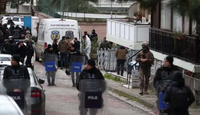 Κωνσταντινούπολη: Δύο συλλήψεις για την επίθεση στην καθολική εκκλησία - Ανέλαβε την ευθύνη το ISIS