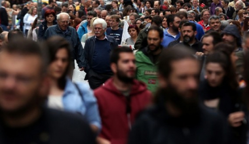 Οικογενειακά επιδόματα: Ποιοι κερδίζουν και ποιοι χάνουν από τη διαπραγμάτευση