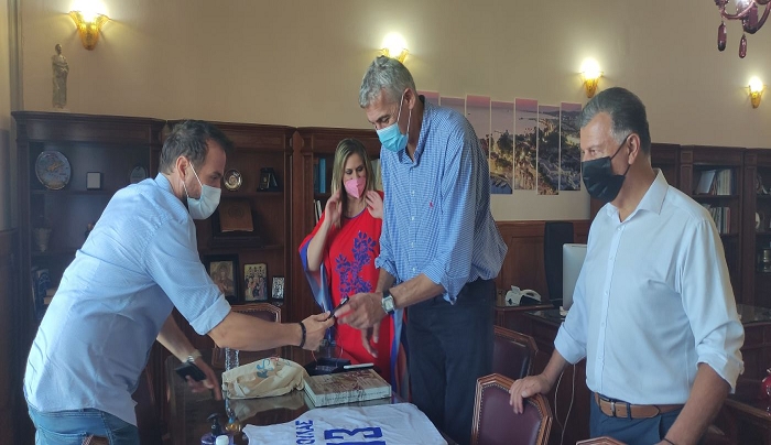 Ο θρύλος του Ελληνικού μπάσκετ και υποψήφιος για την προεδρία της Ε.Ο.Κ. Παναγιώτης Φασούλας στην Κω