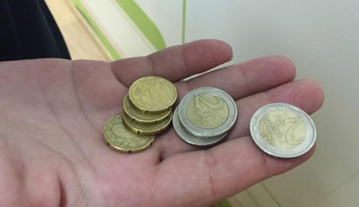 Συντάξεις 600 και μισθοί 400 ευρώ! Η Ελλάδα στη χειρότερη θέση μετά τη Βουλγαρία και τη Ρουμανία!