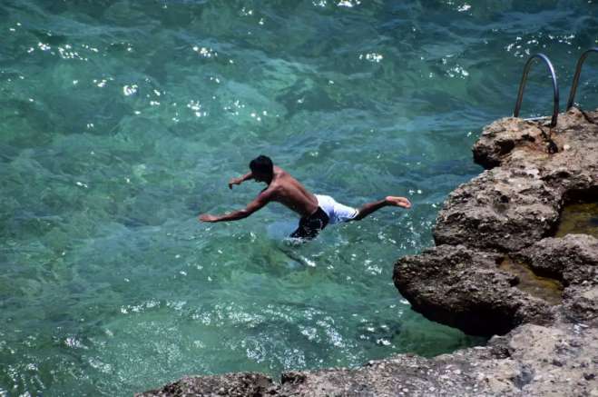 Καιρός σήμερα: Σε κλοιό ζέστης και αφρικανικής σκόνης η χώρα – Έως 38 βαθμούς η θερμοκρασία