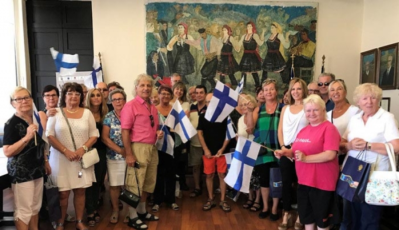 Bράβευση 30 επισκεπτών από την Φινλανδία, Γερμανία και Ολλανδία