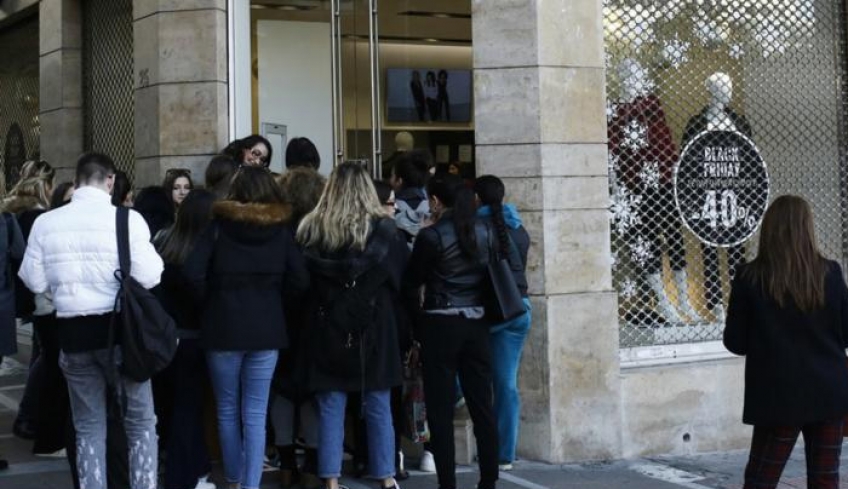 Black Friday: “Ιλιγγιώδης” αύξηση στις πωλήσεις κατά 2.600%! Πόσα ξόδεψαν οι Έλληνες καταναλωτές