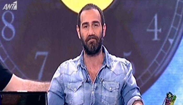 Η on air συγκίνηση του Αντώνη Κανάκη για την απώλεια του πατέρα του (Video)