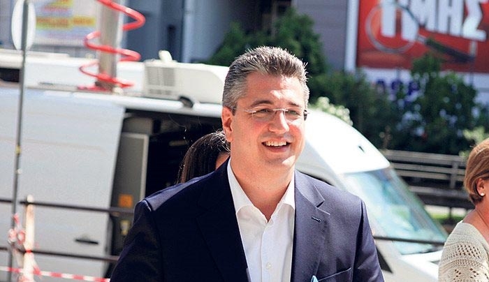 Απόστολος Τζιτζικώστας: Θα «αποστρατεύσει» δυο γενιές βαρόνων;
