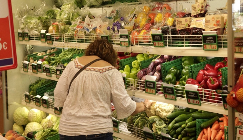 Εκτοξεύθηκαν οι τιμές σε φρούτα, λαχανικά - Ποια έχουν αύξηση ως και 200%