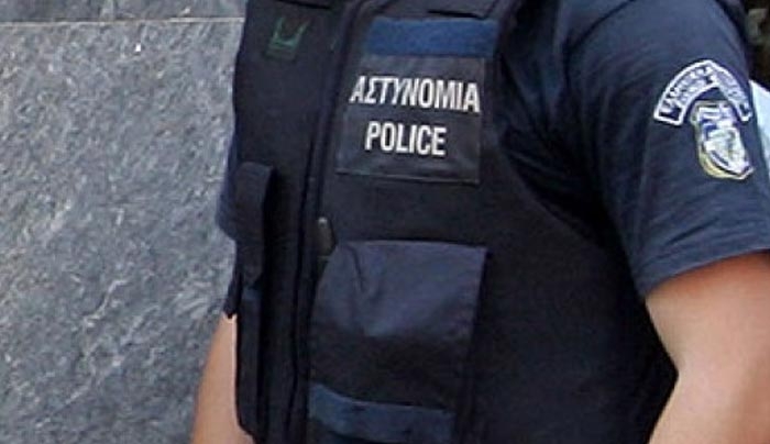 Θρίλερ στο «Ελευθέριος Βενιζέλος» με αστυνομικό που βρέθηκε πυροβολημένος