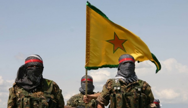 Συρία: Η στιγμή που Κούρδοι μαχητές ανταλλάσσουν πυρά με Τουρκμένους - BINTEO