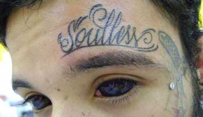 Τρομακτικά τατουάζ στα μάτια (Photo)