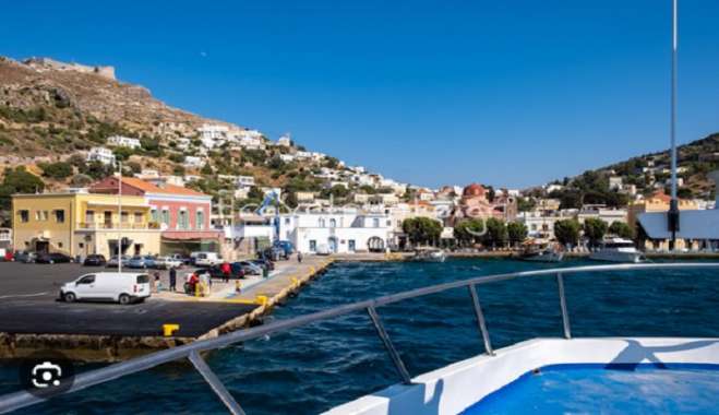 Πτώση ΙΧΕ οχήματος χωρίς επιβάτες στο λιμάνι της Αγίας Μαρίνας Λέρου