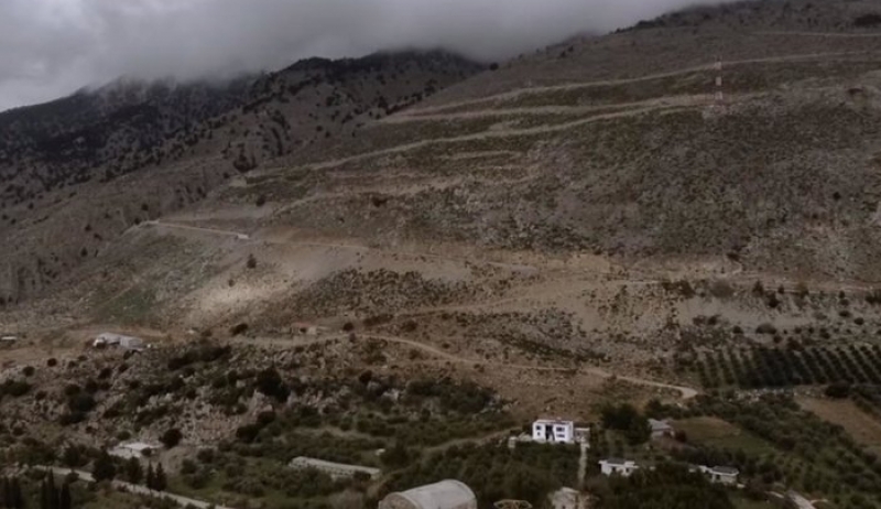 Ολη η Κρήτη σε ένα πάρκο -Δύο Κρητικοί πάνε τον τουρισμό σε άλλο επίπεδο [εικόνες &amp; βίντεο]