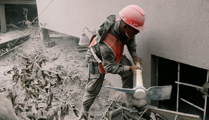 Νέα έκρηξη ηφαιστείου στην Γουατεμάλα -73 οι νεκροί και 200 αγνοούμενοι