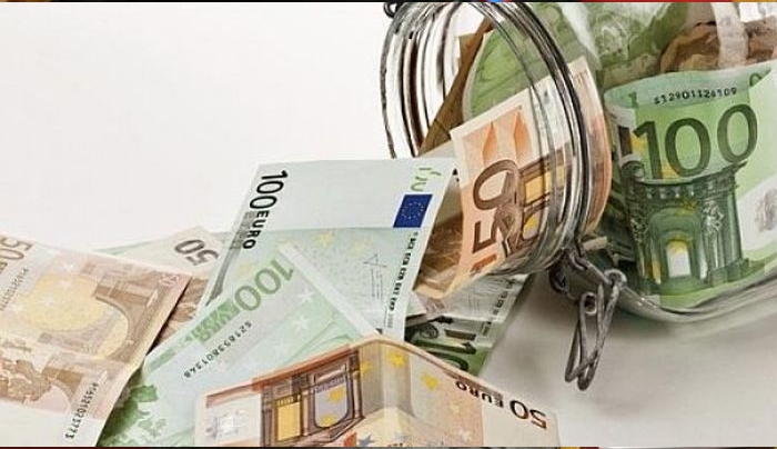 Παγίδα" τα κρυμμένα χρήματα σε... σεντούκια και στρώματα - Το νέο σχέδιο Νικολούδη (βίντεο)