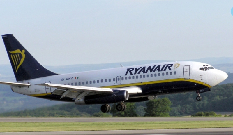 Eλληνικός τουρισμός: Ταράζει τα ήρεμα νερά η απόφαση βόμβα της Ryanair