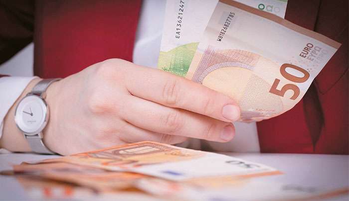 ΑΑΔΕ: Ψηφιακό «κόσκινο» στις καταθέσεις – Ποιοι βρίσκονται στο στόχαστρο