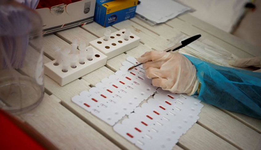 Αυλαία για το 2021 με ρεκόρ που σοκάρει: 40.560 νέα κρούσματα, 76 θάνατοι και 627 διασωληνωμένοι
