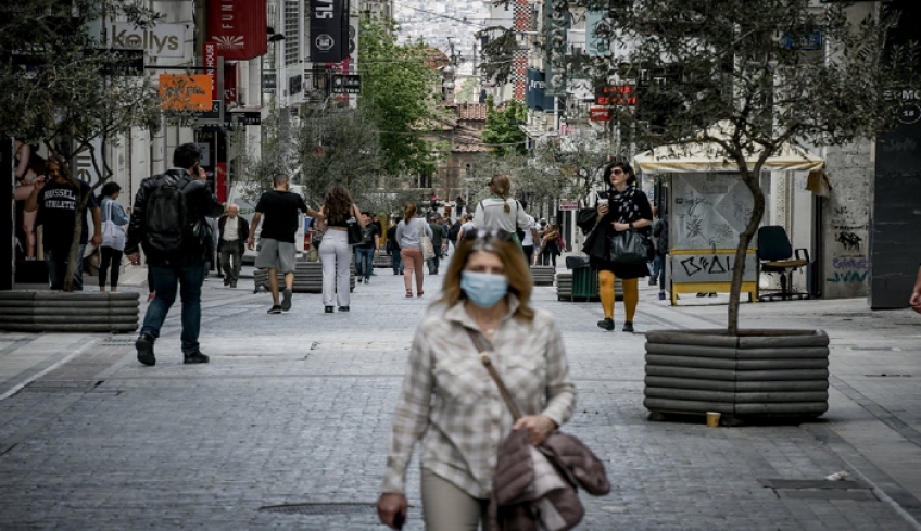Τι θα γινει με την υποχρεωτική χρήση της μάσκας στους κλειστούς χώρους - Προβληματισμός για την εστίαση