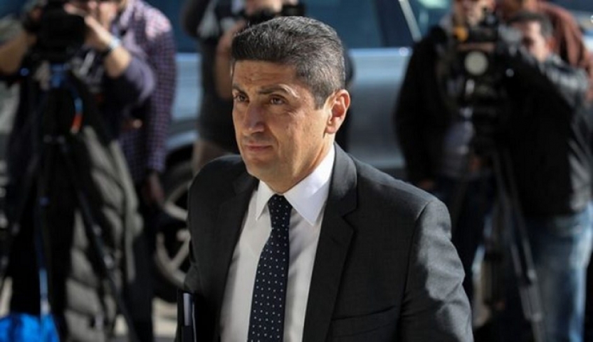 Λευτέρης Αυγενάκης: «Ανοιχτό θέμα η αναδιάρθρωση»