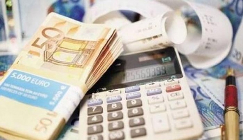 Επιδρομή της Εφορίας σε καταθέσεις και πρώτη κατοικία