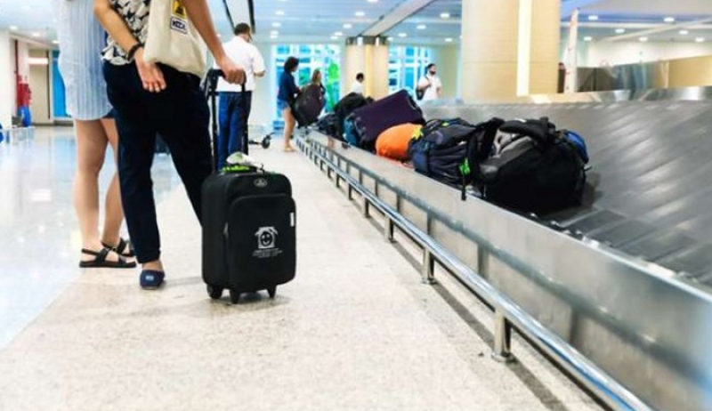Μ. Βρετανία: Ανησυχία στους ταξιδιωτικούς πράκτορες μετά το κλείσιμο 700 καταστημάτων
