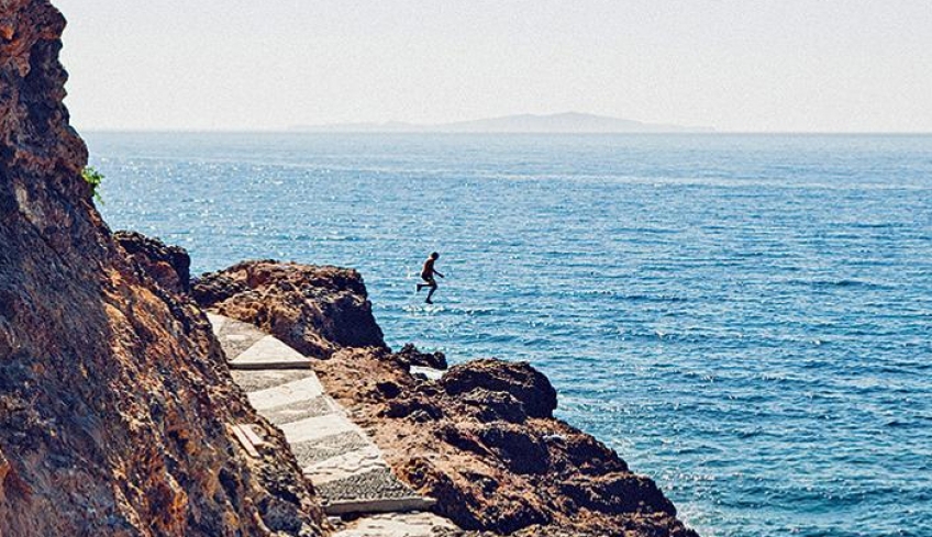 ΕΠΙΣΚΕΨΗ ΓΙΑΤΡΩΝ ΣΤΗ ΝΙΣΥΡΟ