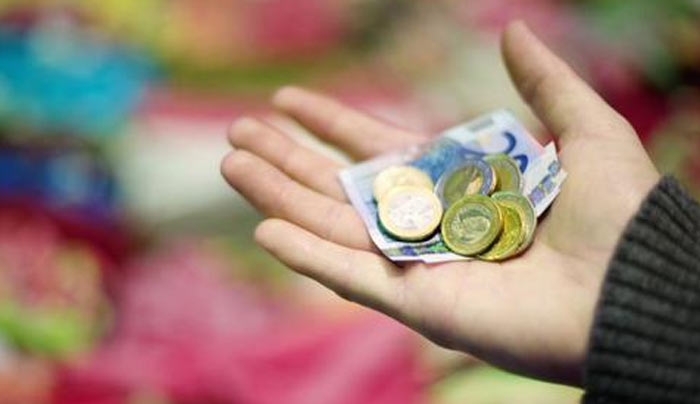 Ποιοι φορολογούμενοι «καίγονται» από τα νέα μέτρα (πίνακες)