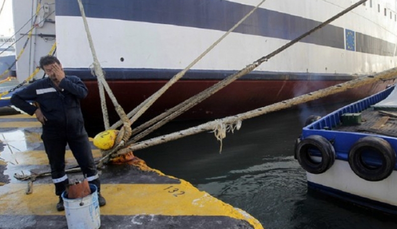 Δεμένα πλοία την Παρασκευή λόγω απεργίας της ΠΝΟ