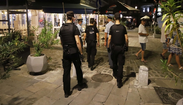 Κορονοϊός: Πάνω από 50.000 έλεγχοι - «Βροχή» τα πρόστιμα για μη χρήση μάσκας