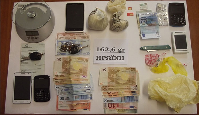 Συνελήφθησαν τέσσερα (4) άτομα για υπόθεση ναρκωτικών στη Ρόδο