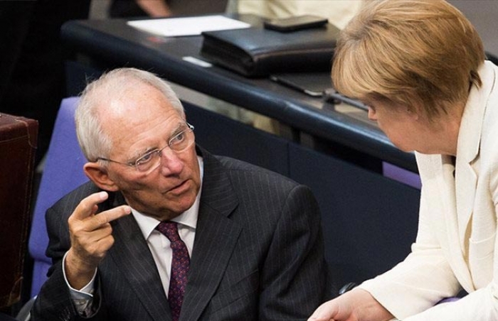 Την πρόταση Σόιμπλε για «Grexit ορισμένου χρόνου» επαναφέρει το κόμμα της Μέρκελ