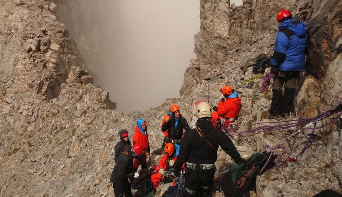 Νυχτερινό θρίλερ: Χάθηκαν 19 ορειβάτες στο Φαράγγι της Σεργούλας – Σωτήρια επέμβαση της ΕΜΑΚ